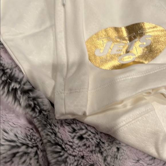 NWT Women’s Soft and Comfy New York Jets Long Sleeve Top - Picture 4 of 5